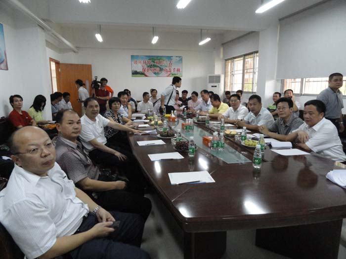 F(tun)ڻ價I(y)@W(xu)(x)ȡ(jng) ȡ(jng)(yn)B