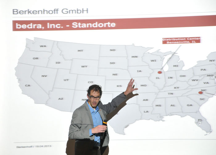 Berkenhoff公司代表托比亞斯·諾特為聯合會介紹公司業(yè)務